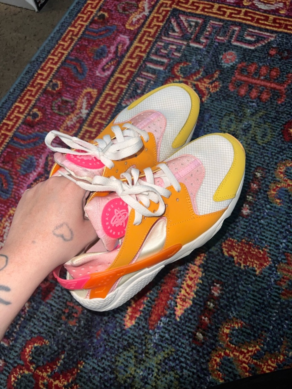 Nike huarache, color: solar flare - Picture 2 of 4